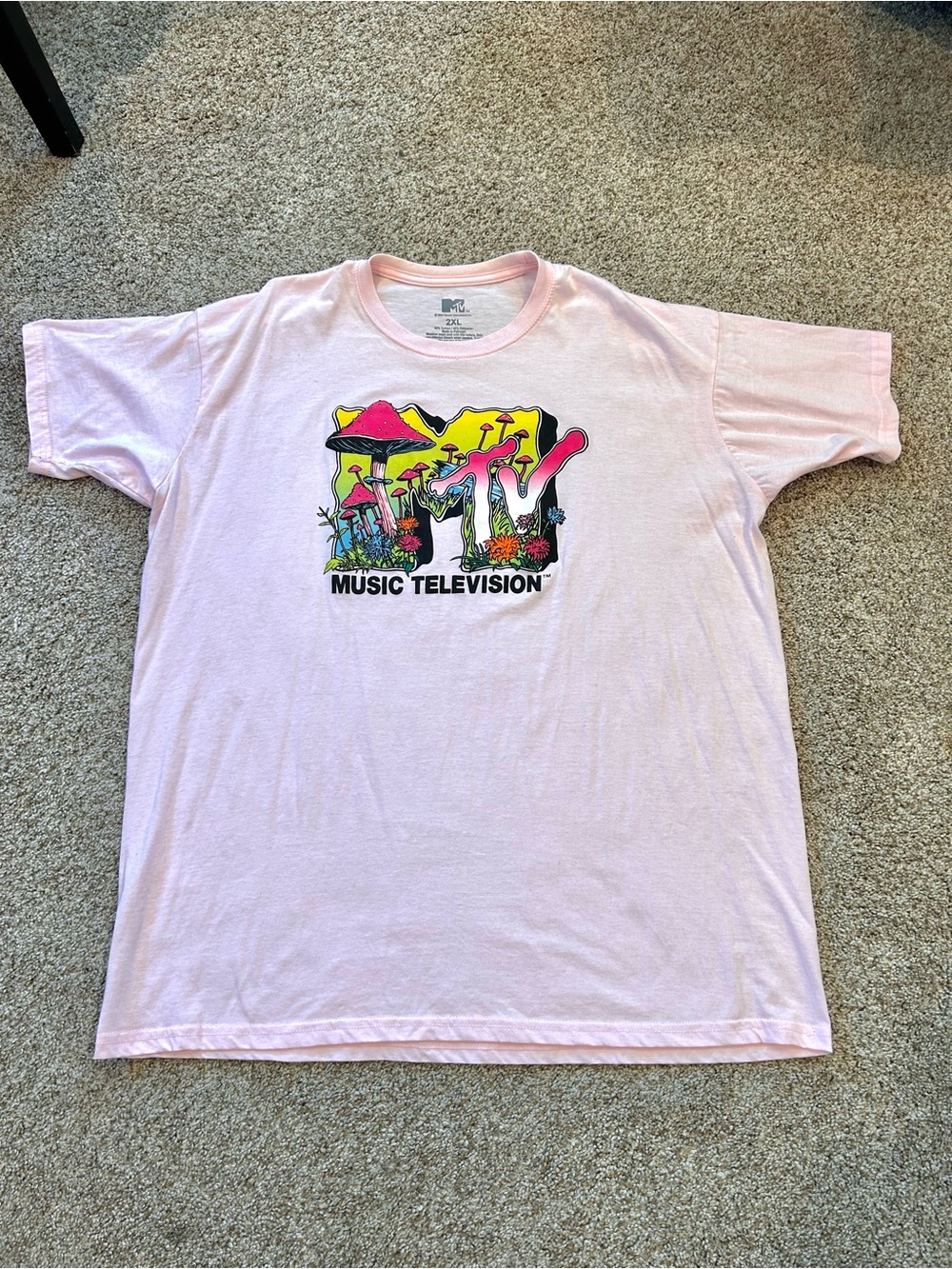 NWOT MTV Psychedelic Mushrooms Floral Ballet Pink Short Sleeve. Whimsy. 80’s